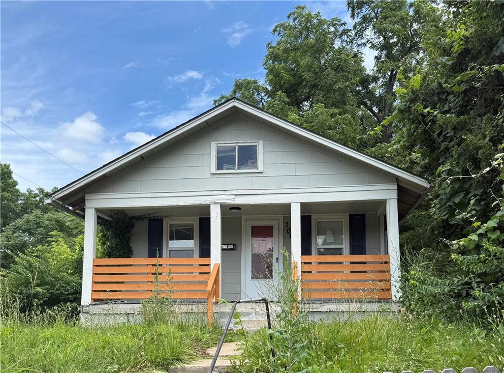 Photo of 7001 S Benton Avenue Kansas City MO 64132