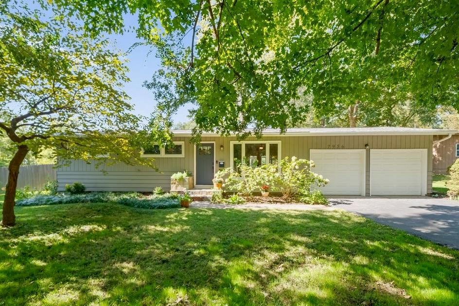 Photo of 7956 Canterbury Street Prairie Village KS 66208