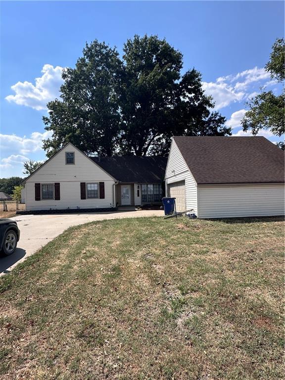 Photo of 512 Westwood Drive Coffeyville KS 67337