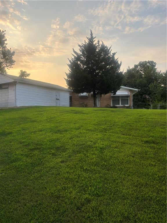 Photo of 800 Marilynn Avenue Liberty MO 64068