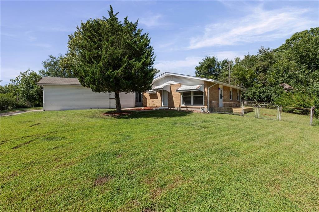 Photo of 800 Marilynn Avenue Liberty MO 64068