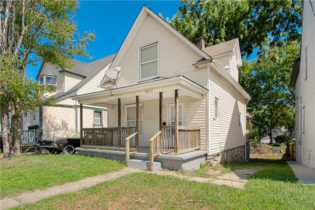 Photo of 3025 WAYNE Avenue Kansas City MO 64109
