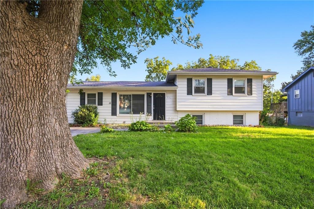 Photo of 204 Meade Street Liberty MO 64068