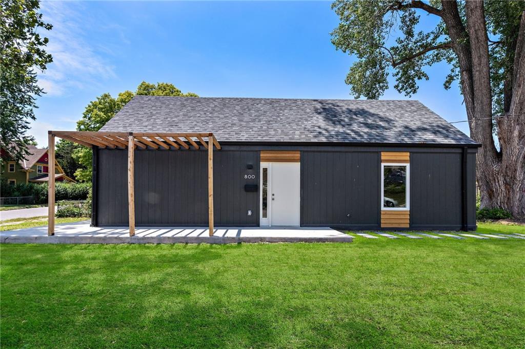 Photo of 800 Tauromee Avenue Kansas City KS 66101