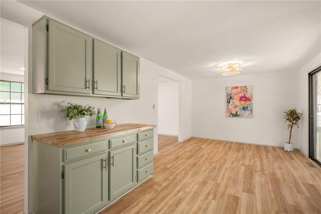 Photo of 2116 E Mohawk Drive Olathe KS 66062
