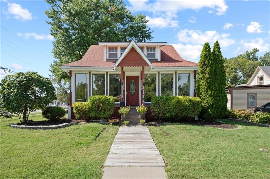 Photo of 12910 Grandview Road Grandview MO 64030
