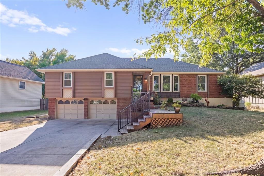 Photo of 300 Johnston Drive Raymore MO 64083