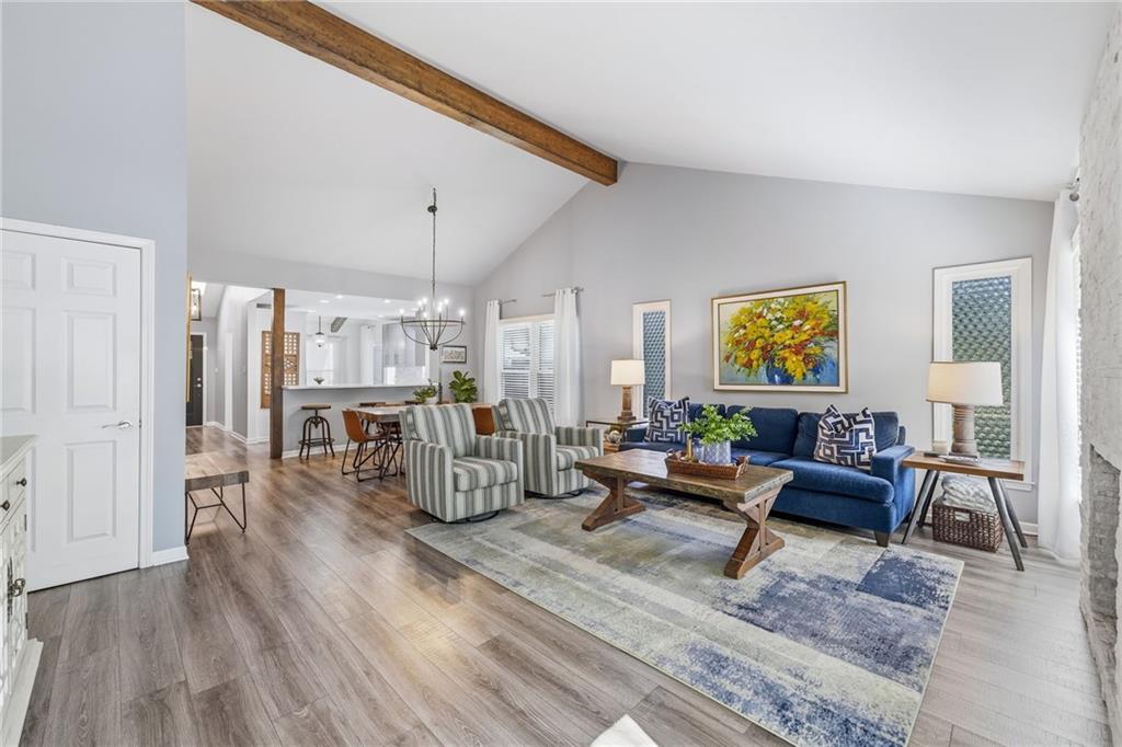 Photo of 12843 Cambridge Road Leawood KS 66209