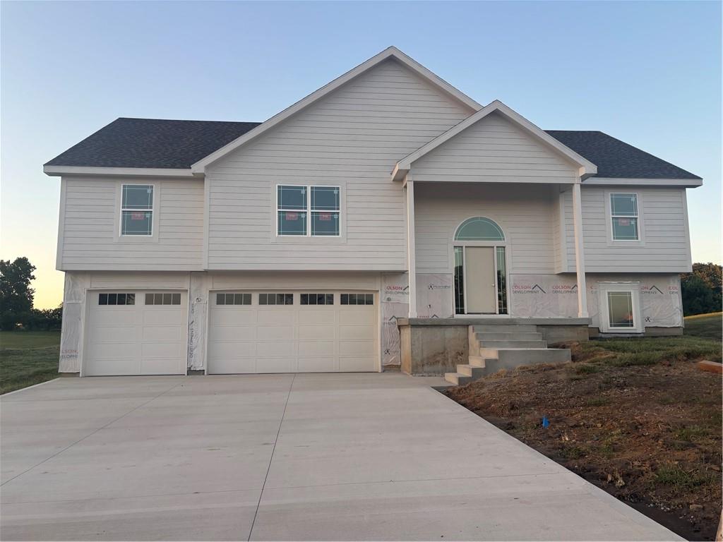 Photo of 41 SW 150 Road Warrensburg MO 64093