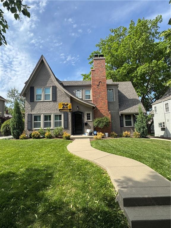Photo of 624 W Dartmouth Road Kansas City MO 64113