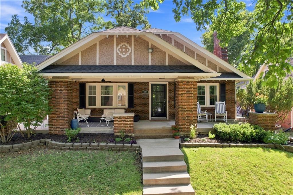 Photo of 303 E 66th Street Kansas City MO 64113