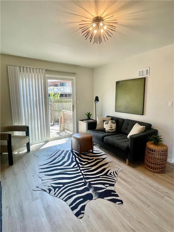 Photo of 6963 Chapel Woods Lane Kansas City MO 64152