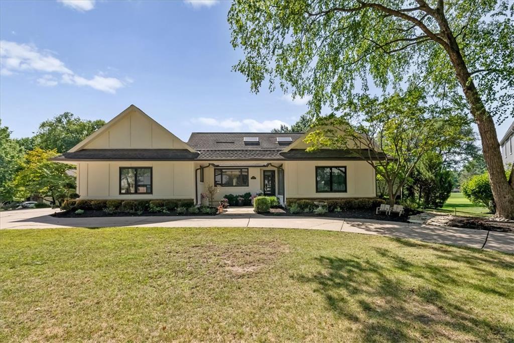 Photo of 12809 Pembroke Circle Leawood KS 66209
