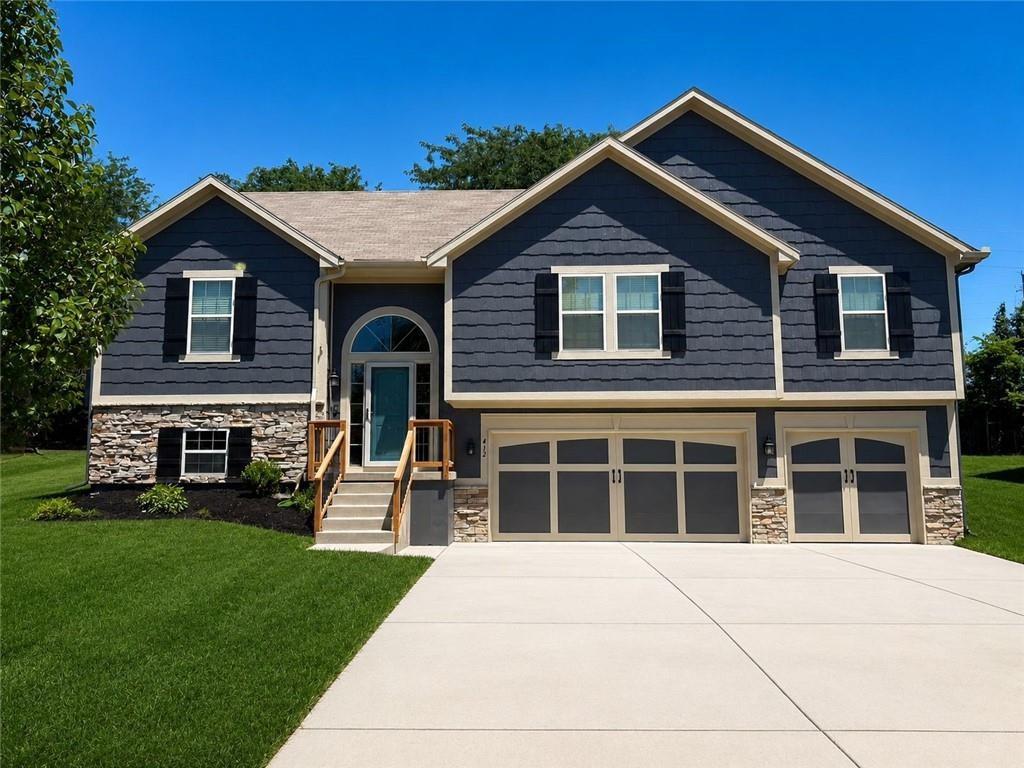 Photo of 412 Duncan Drive Liberty MO 64068