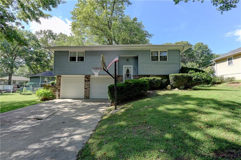 Photo of 805 Citadel Drive Weston MO 64098