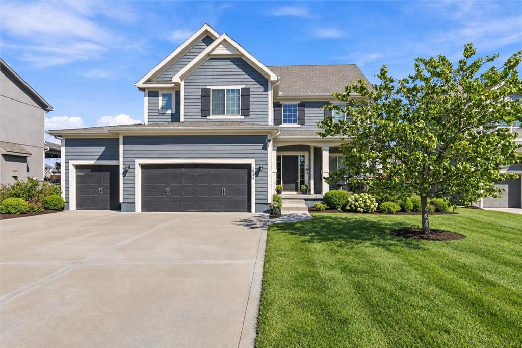 Photo of 1804 NE Griffin Drive Lee's Summit MO 64086