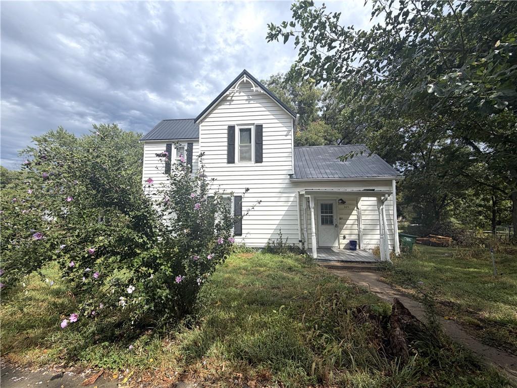 Photo of 305 Mansur Street Chula MO 64635