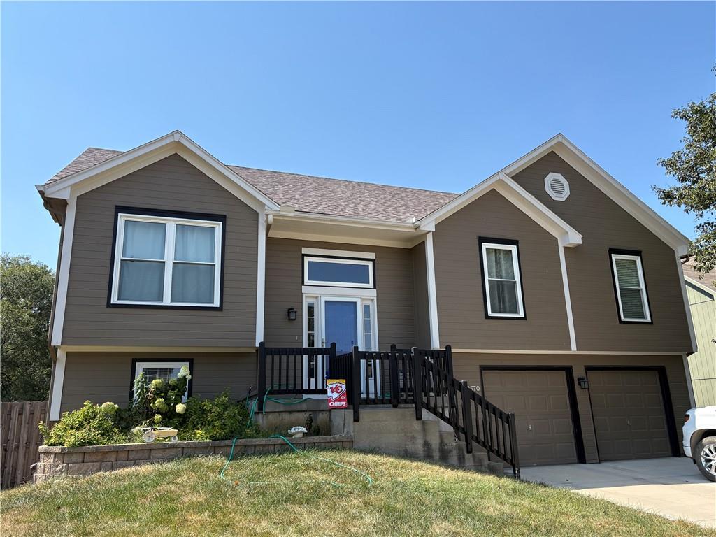 Photo of 12570 S Parker Terrace Olathe KS 66061