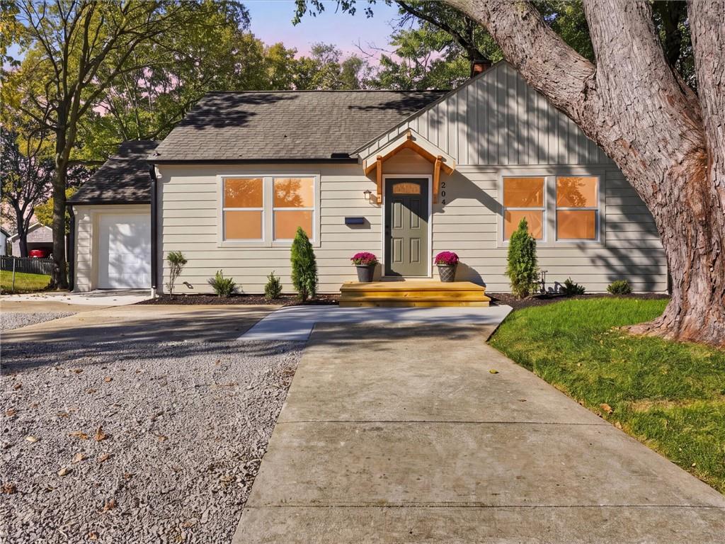 Photo of 204 Westview Place Excelsior Springs MO 64024