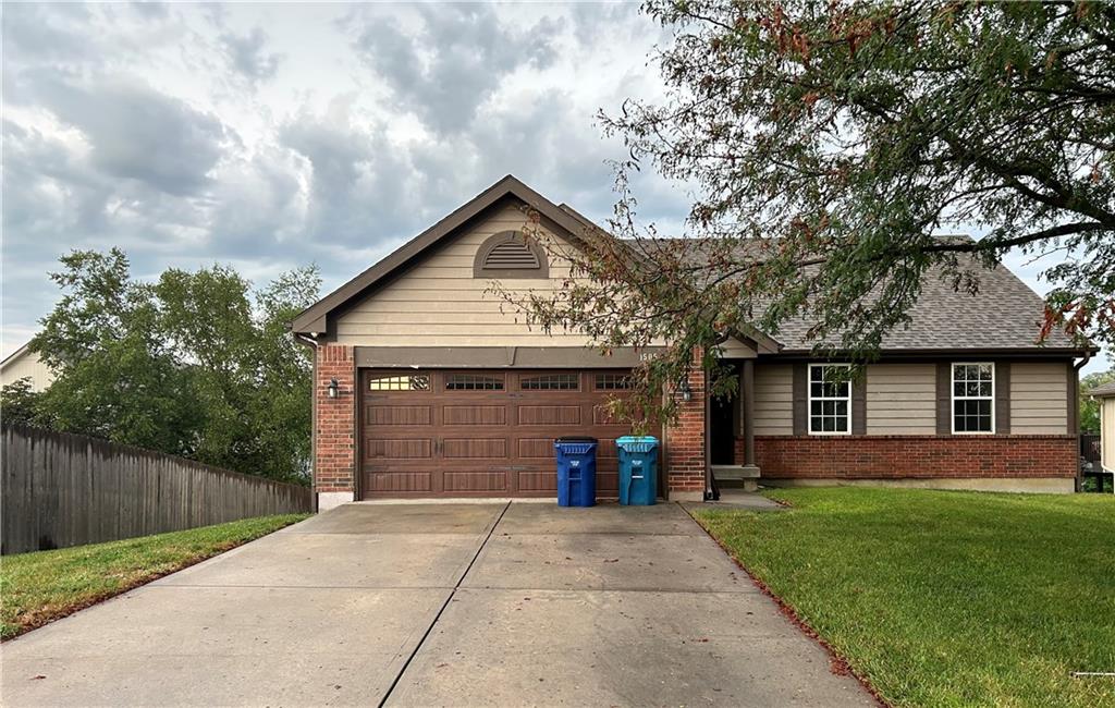 Photo of 1505 Ashton Drive Liberty MO 64068