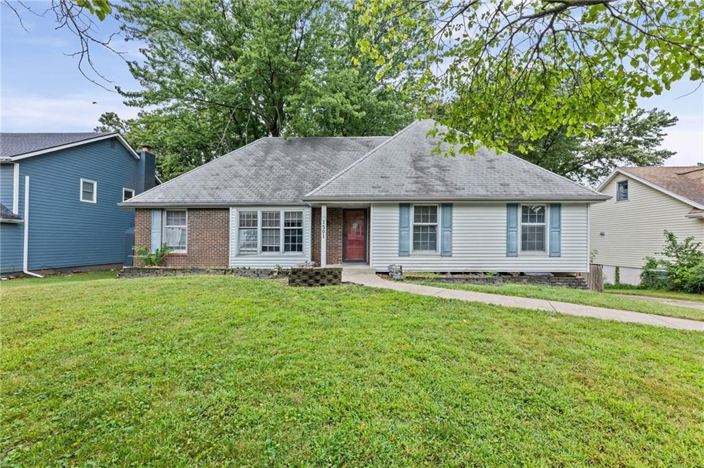 Photo of 1501 SW 23rd Street Blue Springs MO 64015
