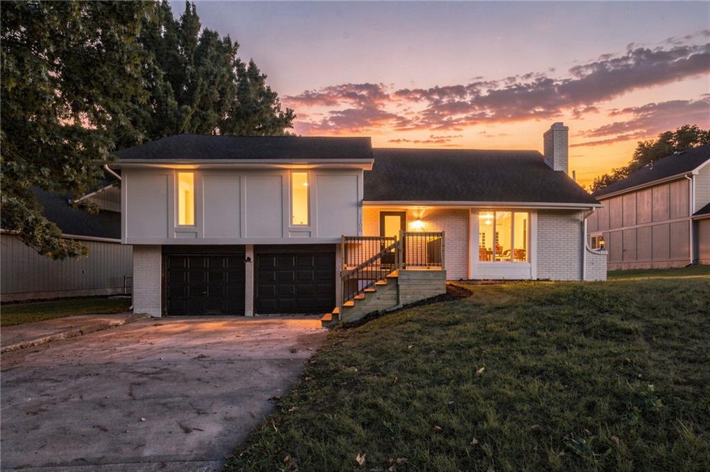 Photo of 1105 Brookside Place Raymore MO 64083