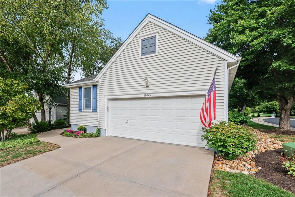 Photo of 12625 Hauser Street Overland Park KS 66213