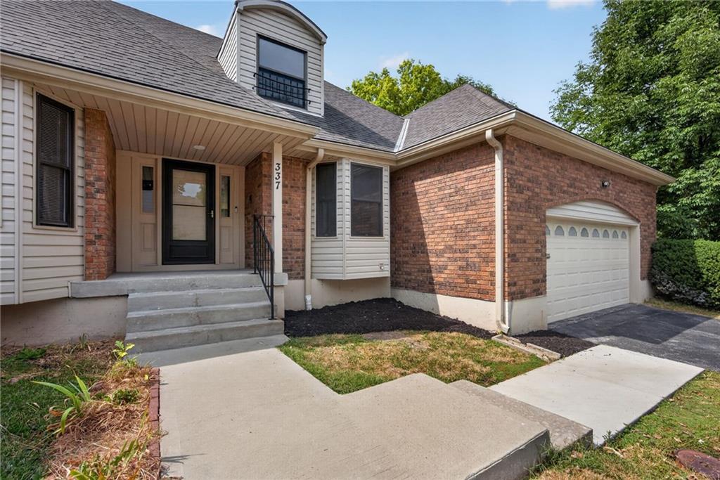 Photo of 337 E Partridge Avenue Independence MO 64055