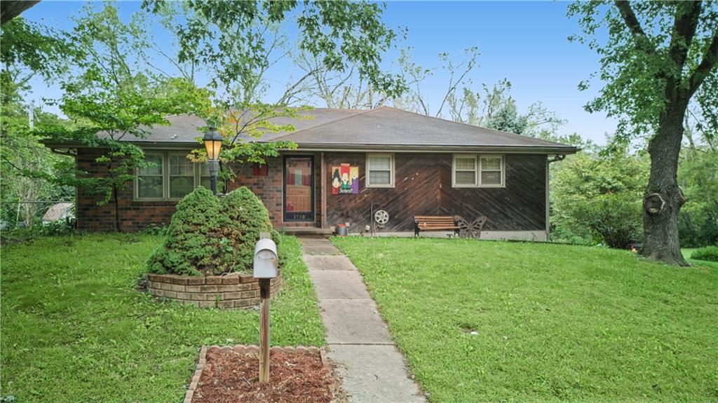 Photo of 1950 Safari Drive St Joseph MO 64506