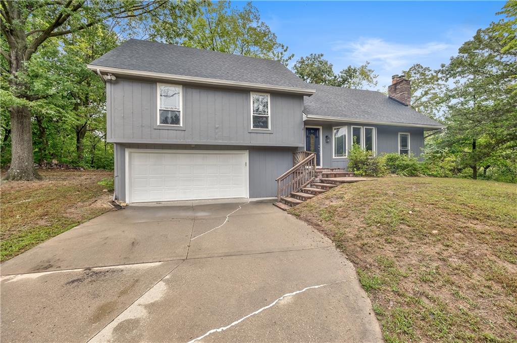 Photo of 5409 NW Fox Hill Road Parkville MO 64152