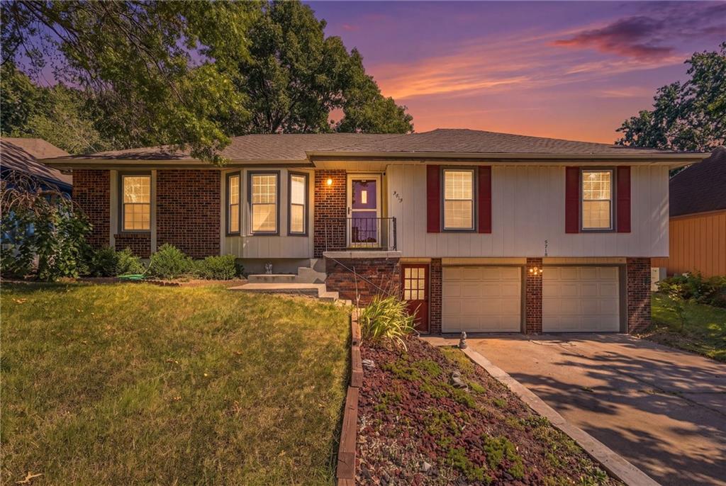 Photo of 3713 Stanton Street Lee's Summit MO 64064