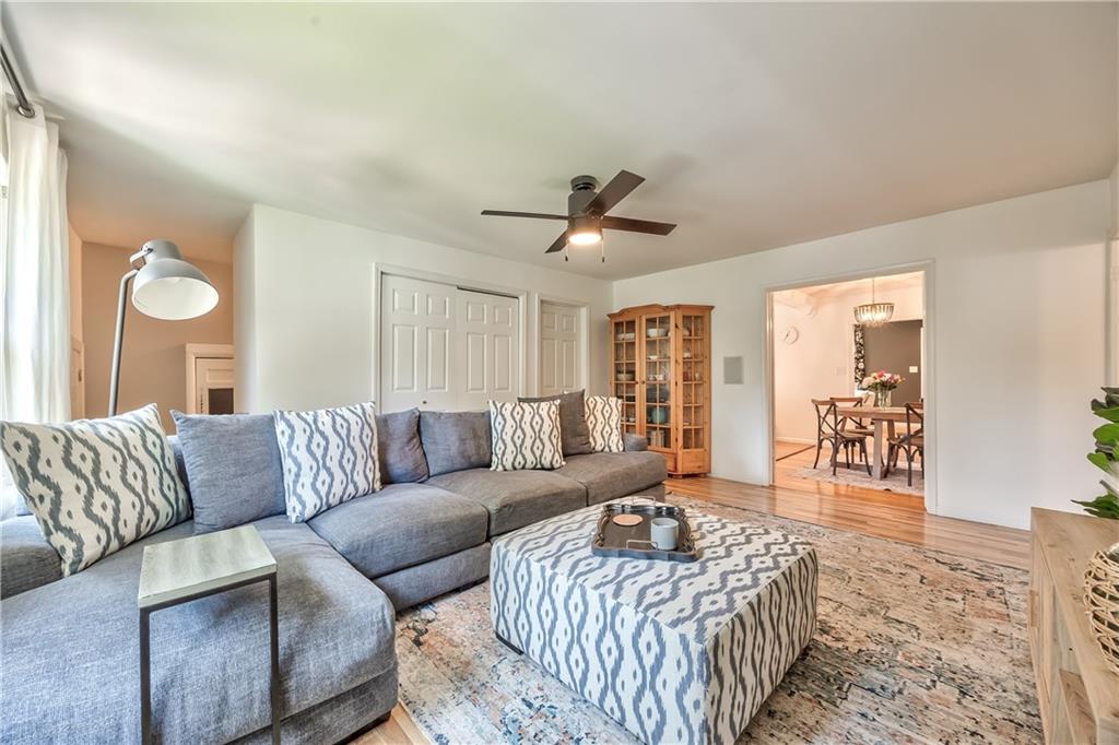 Photo of 5531 REEDS Road Mission KS 66202