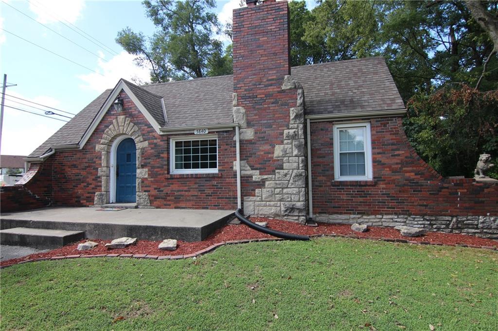 Photo of 5840 Blue Ridge Boulevard Raytown MO 64133