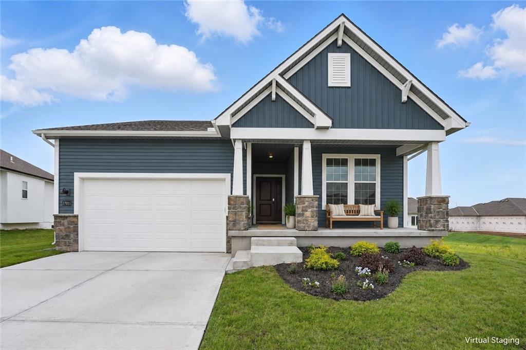 Photo of 12606 S Parkwood Lane Lee's Summit MO 64086