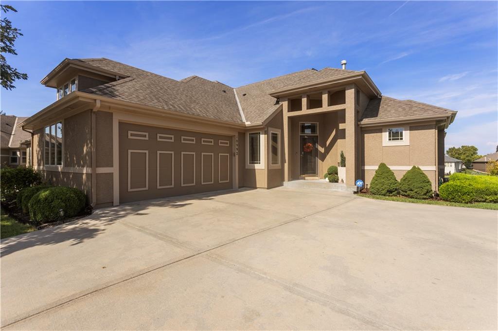 Photo of 10992 S Parish Street Olathe KS 66061