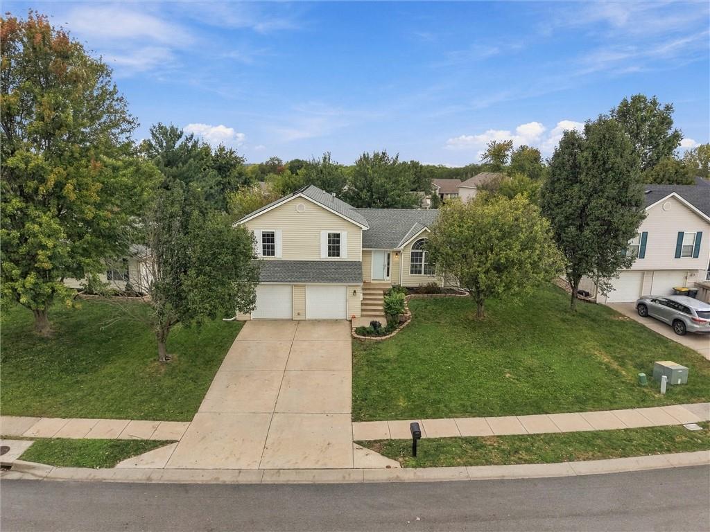 Photo of 10416 NW 87th Street Kansas City MO 64153