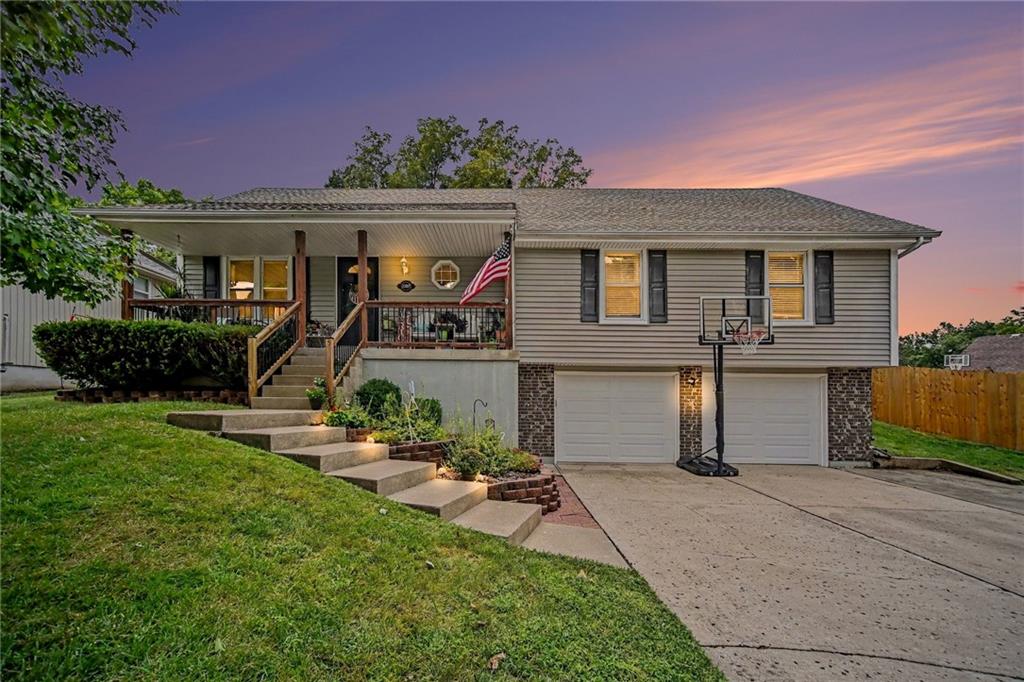 Photo of 1307 SW 24th Street Blue Springs MO 64015