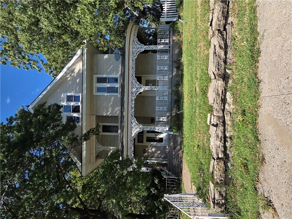 Photo of 902 W Maple Avenue Independence MO 64050