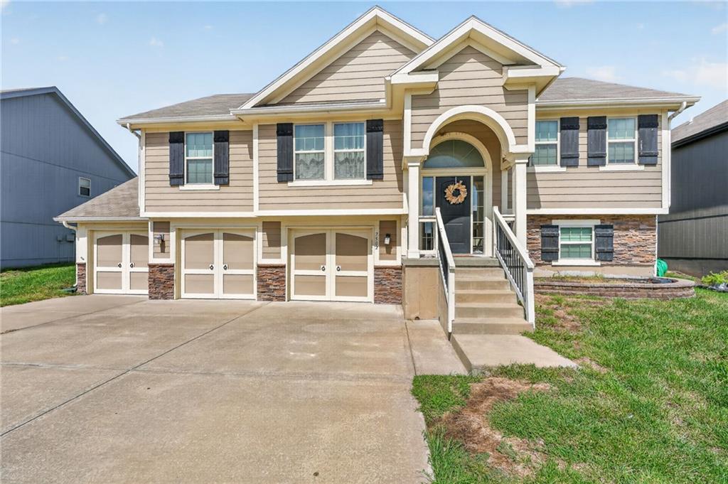 Photo of 7502 NE 109th Street Kansas City MO 64157