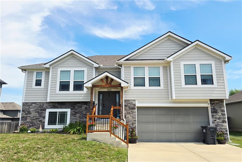 Photo of 1805 NW Nicholas Drive Grain Valley MO 64029