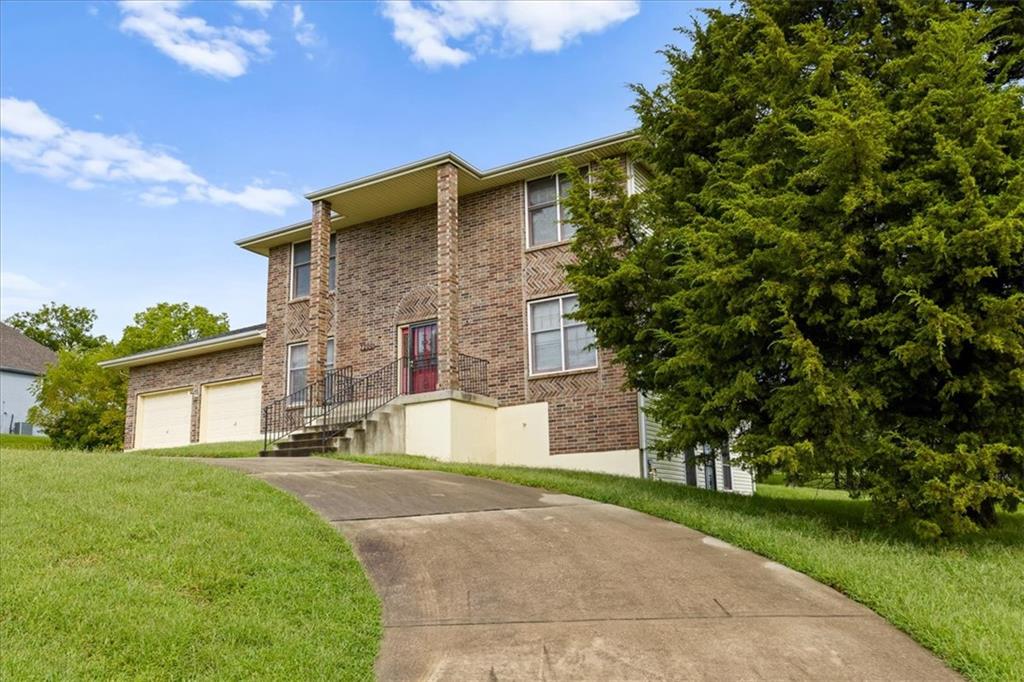 Photo of 7200 E 69th Street Kansas City MO 64133