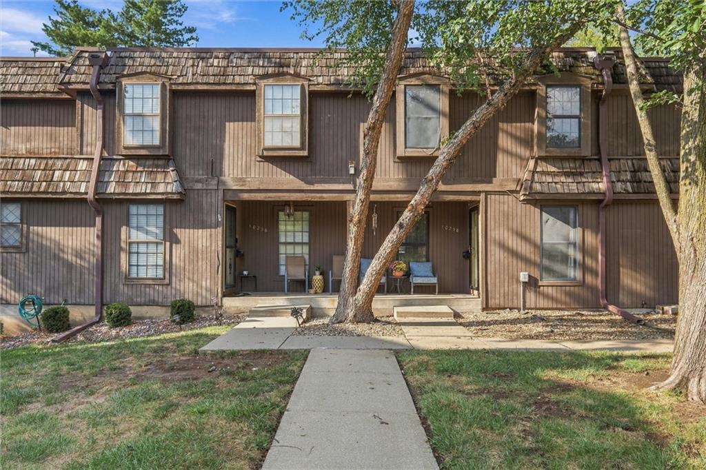 Photo of 10258 Cedarbrooke Lane Kansas City MO 64131