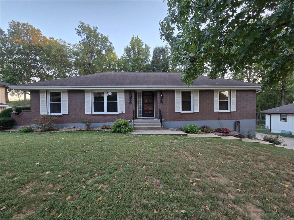 Photo of 15917 E 41ST Street Independence MO 64055