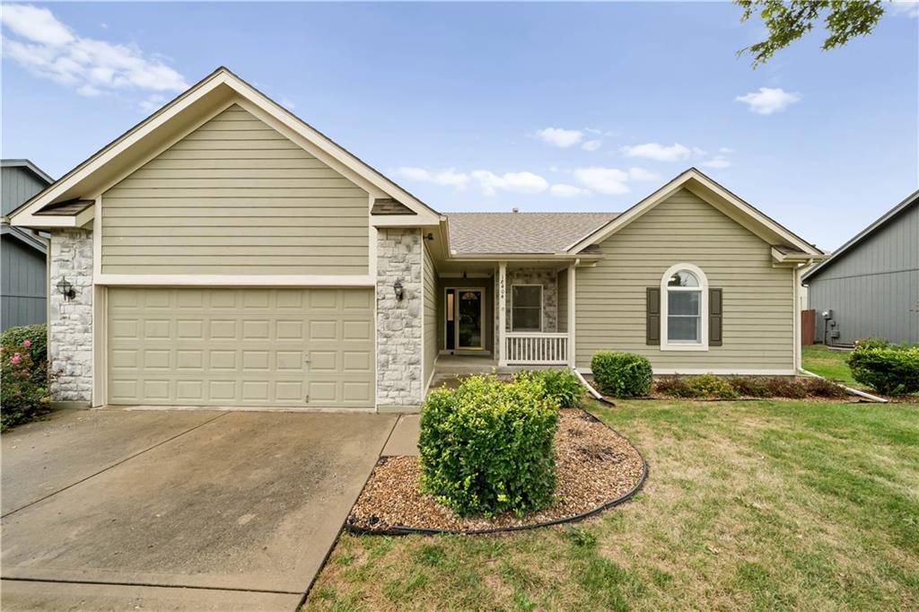 Photo of 18404 Ash Street Gardner KS 66030