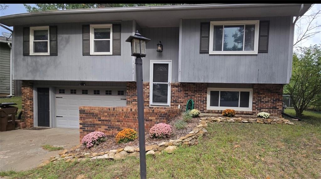 Photo of 1112 Randall Road Lawrence KS 66049