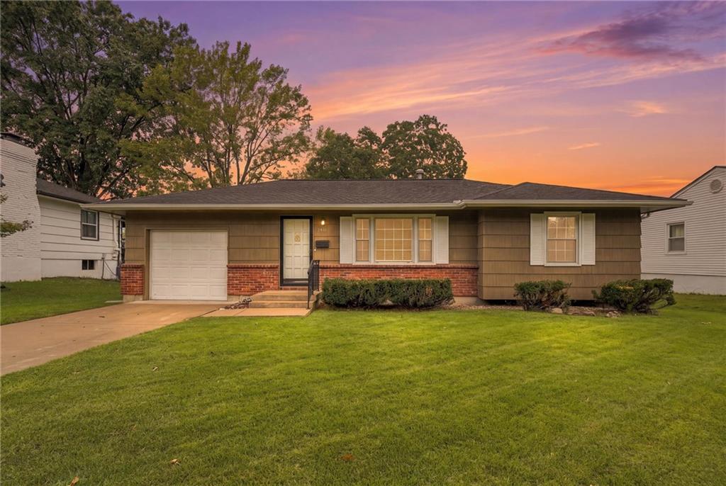 Photo of 4814 Arlington Avenue Kansas City MO 64133