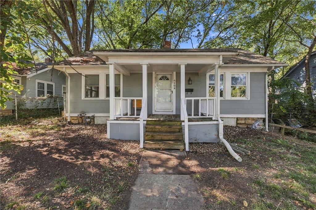 Photo of 6104 Tracy Avenue Kansas City MO 64110