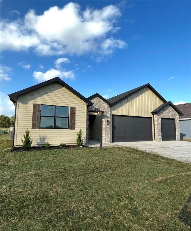 Photo of 1102 Bluestem Circle Baldwin City KS 66006