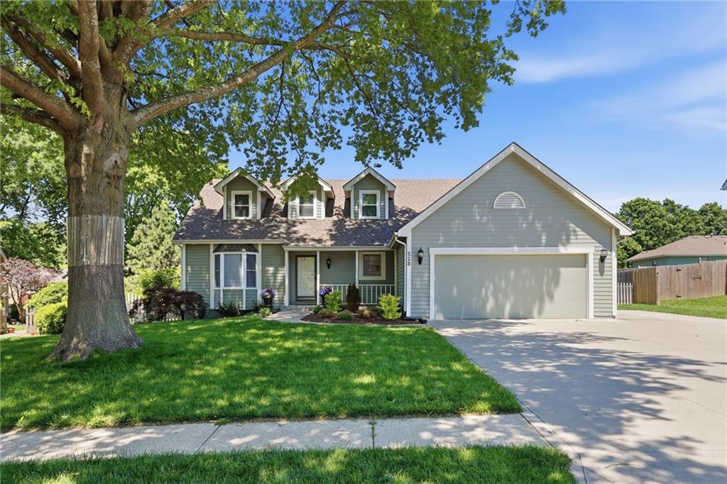 Photo of 528 NE Bordner Drive Lee's Summit MO 64086