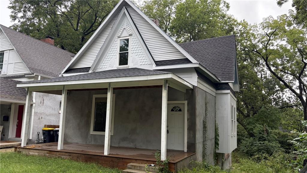 Photo of 4111 McGee Street Kansas City MO 64110